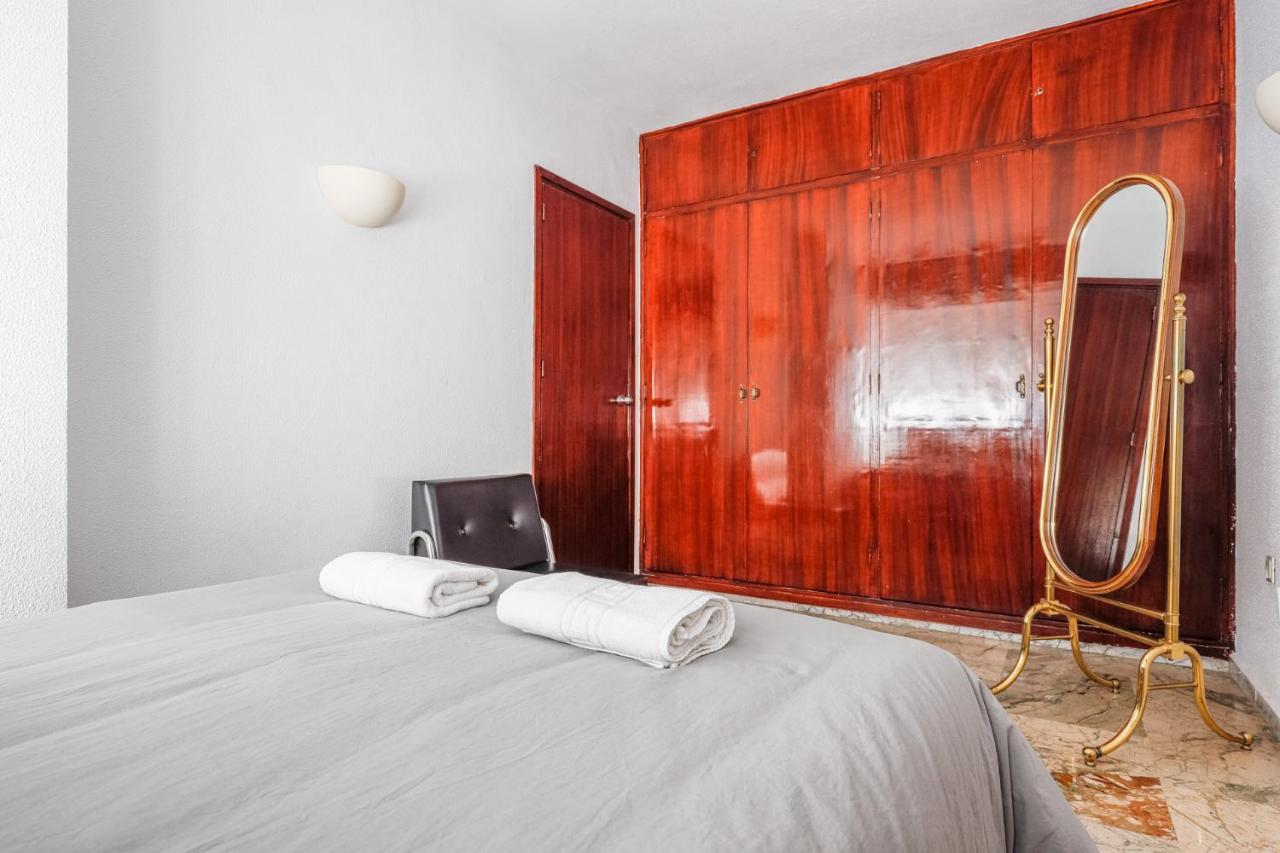 Apartmán Puerta De Carmona Sevilla Exteriér fotografie