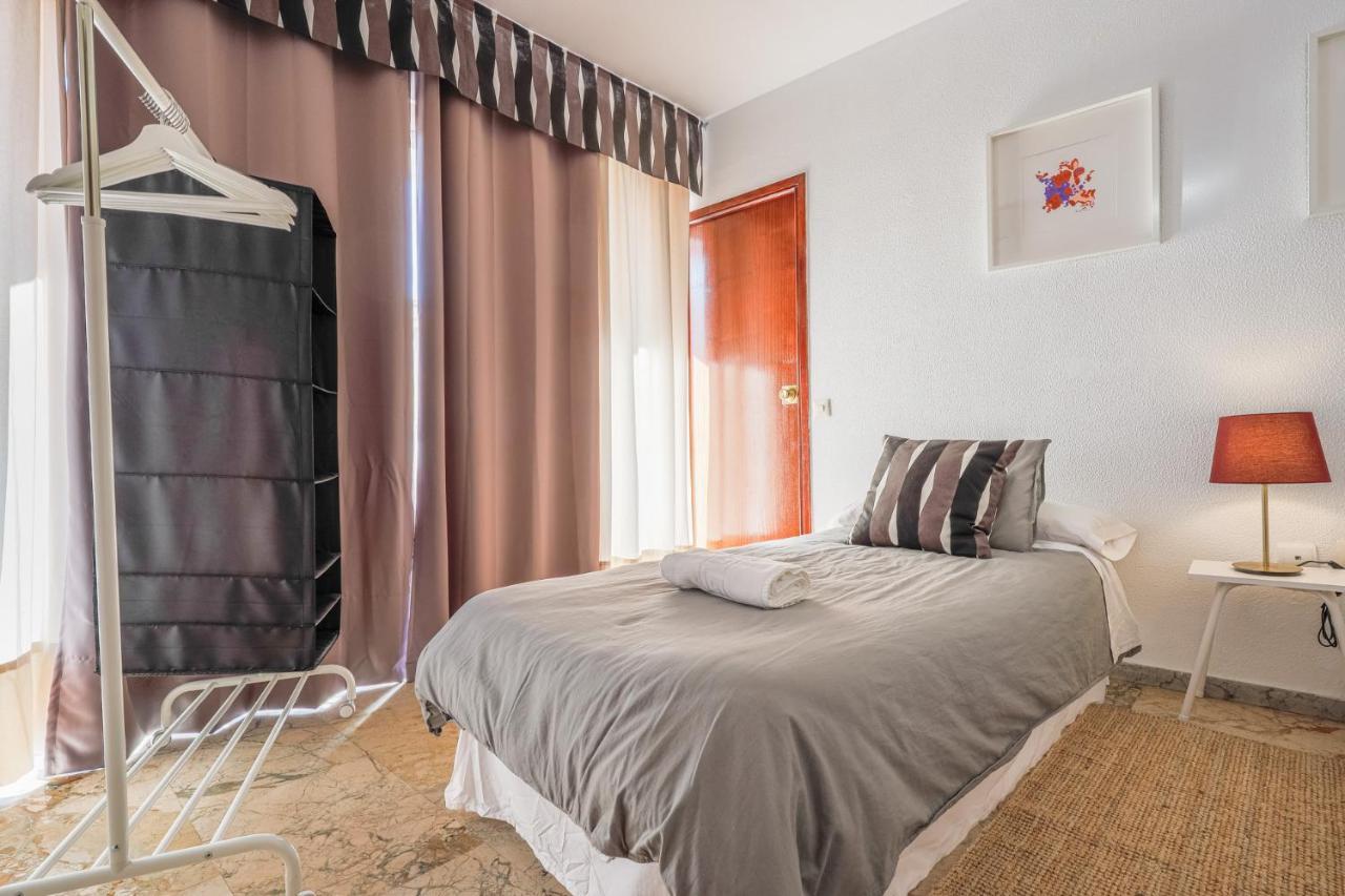 Apartmán Puerta De Carmona Sevilla Exteriér fotografie