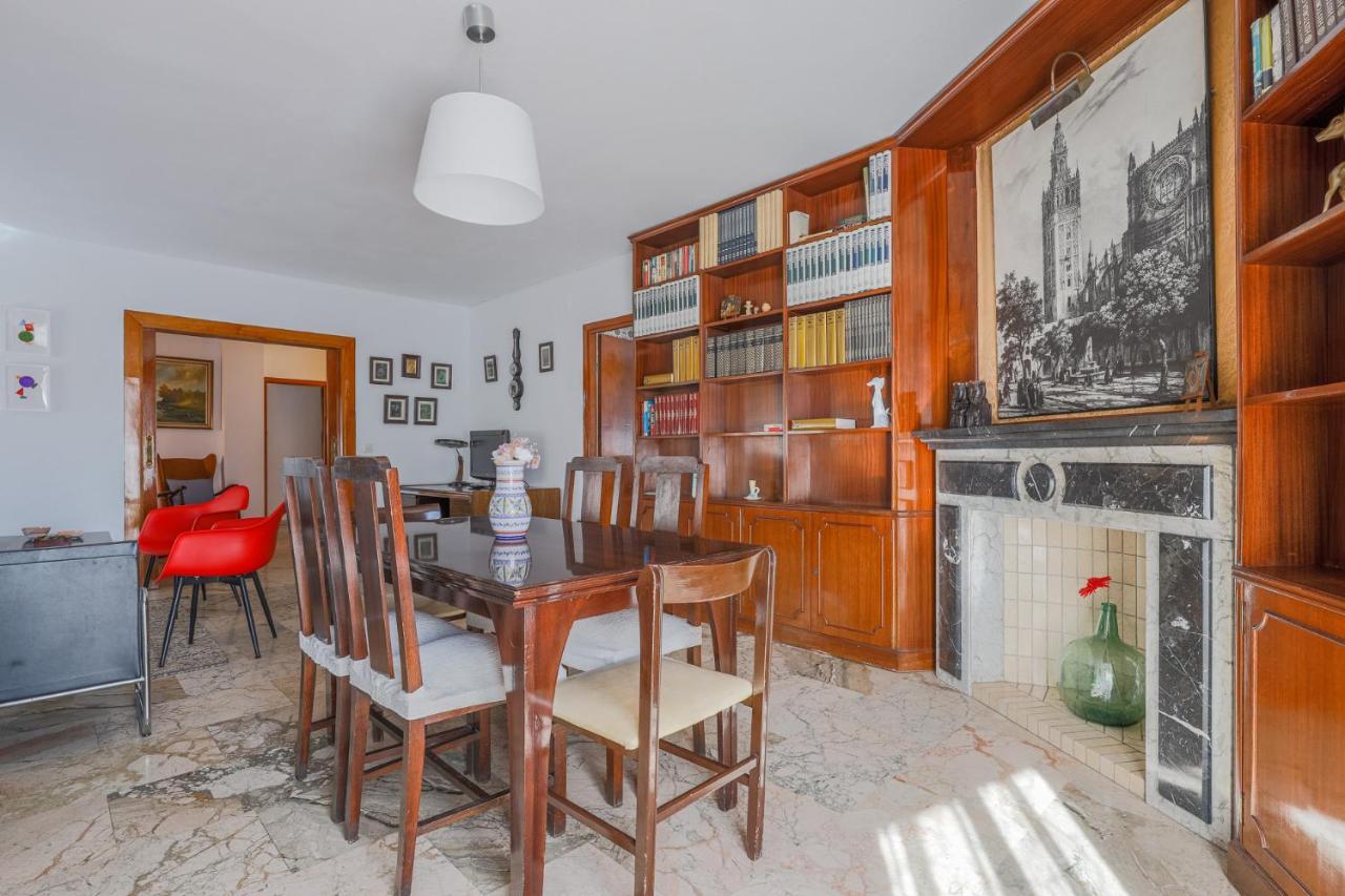 Apartmán Puerta De Carmona Sevilla Exteriér fotografie