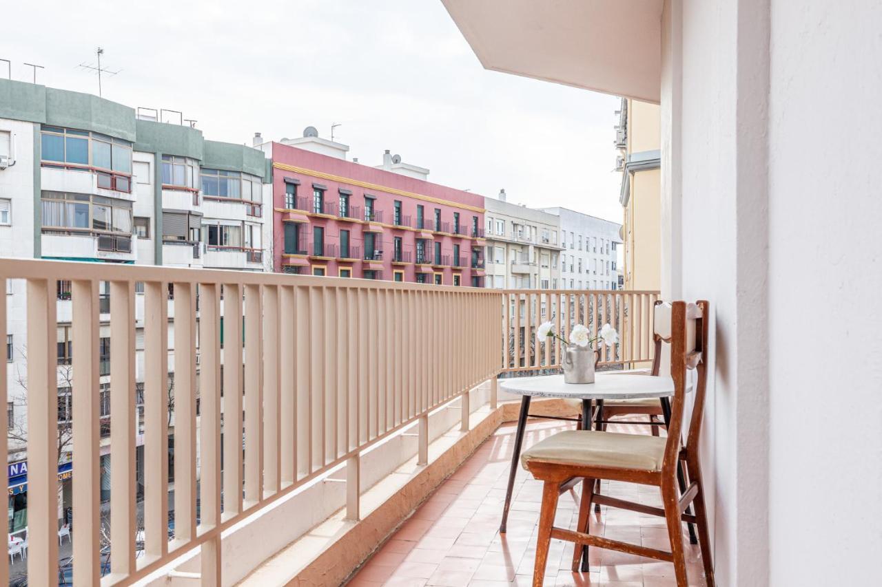 Apartmán Puerta De Carmona Sevilla Exteriér fotografie