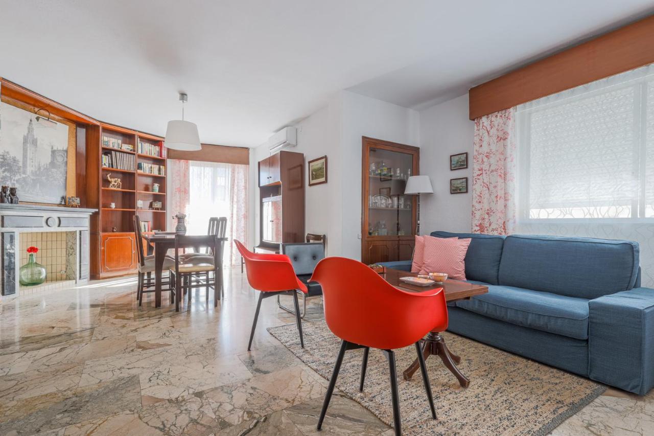 Apartmán Puerta De Carmona Sevilla Exteriér fotografie
