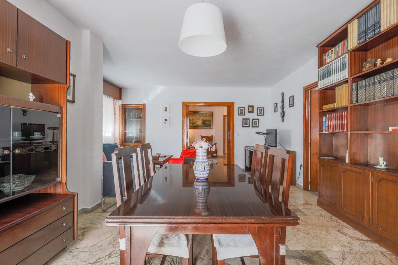 Apartmán Puerta De Carmona Sevilla Exteriér fotografie